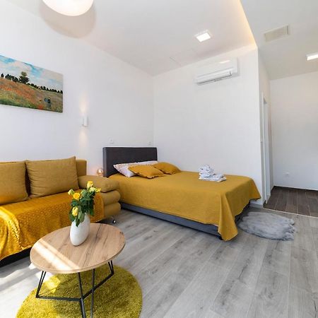 Studio Apartments Heart Of Zadar Exterior photo