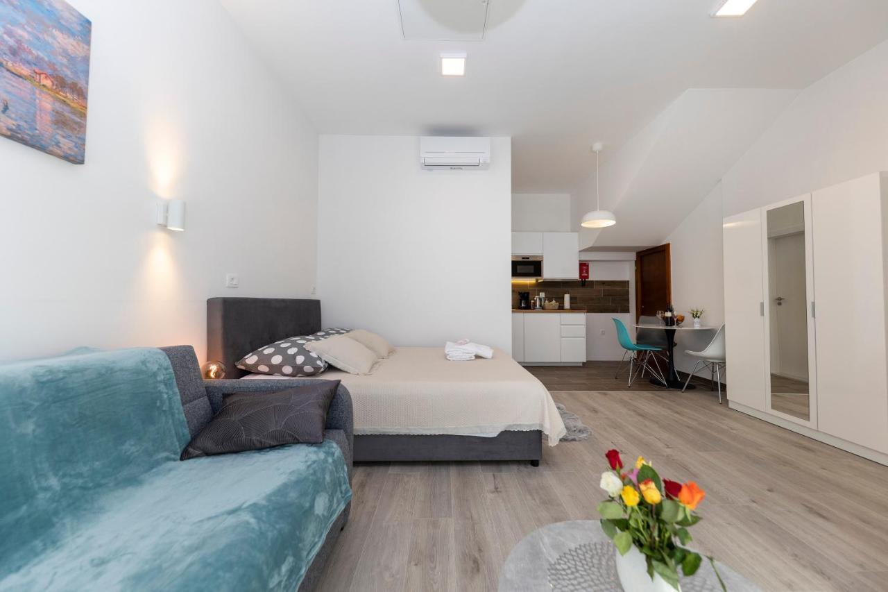 Studio Apartments Heart Of Zadar Exterior photo